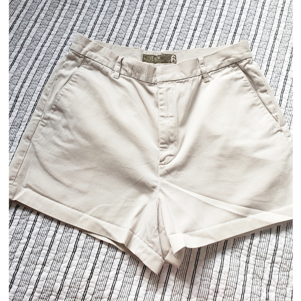 2/20 J. Crew Size 6 Khaki Chinos